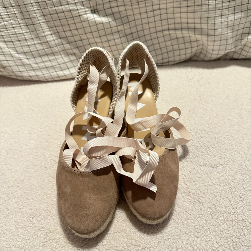 Manebi Women's Tan Espadrille Shoes size 6 - Picture 3 of 5